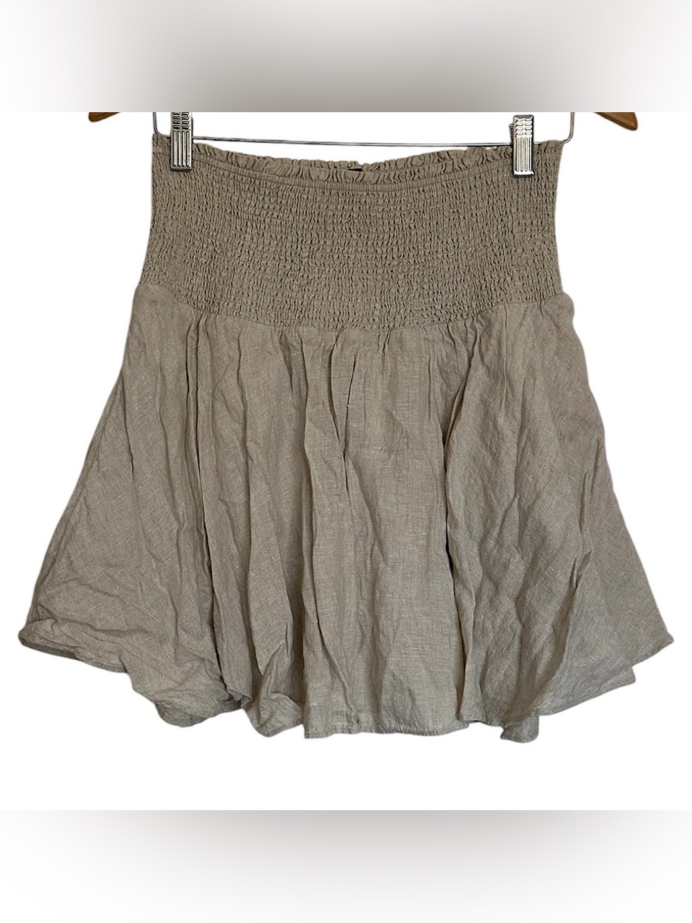 J. Crew Smocked Waist 100% Linen Mini Skirt Size L Beige Preppy Flowy Drop Waist